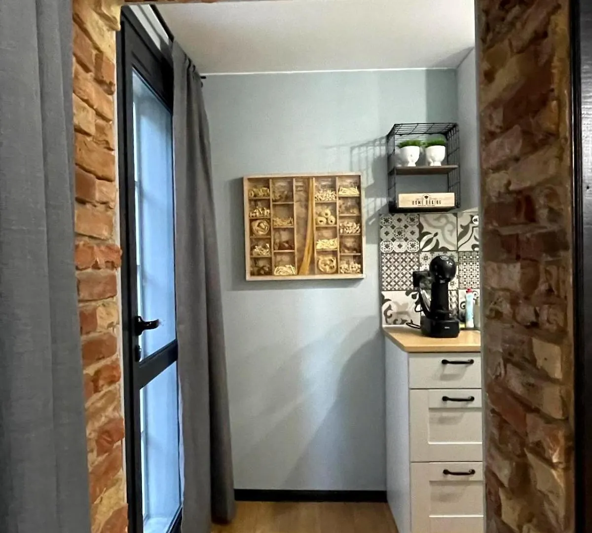 Handmade - Central Studio Varna Apartment