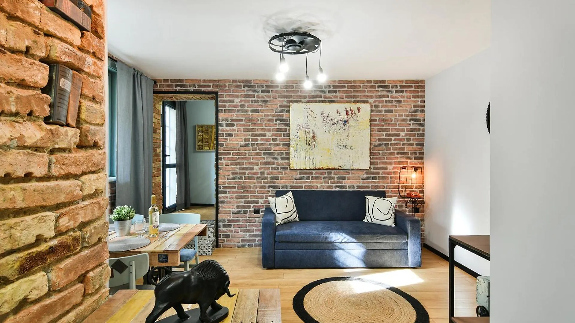 Handmade - Central Studio Varna