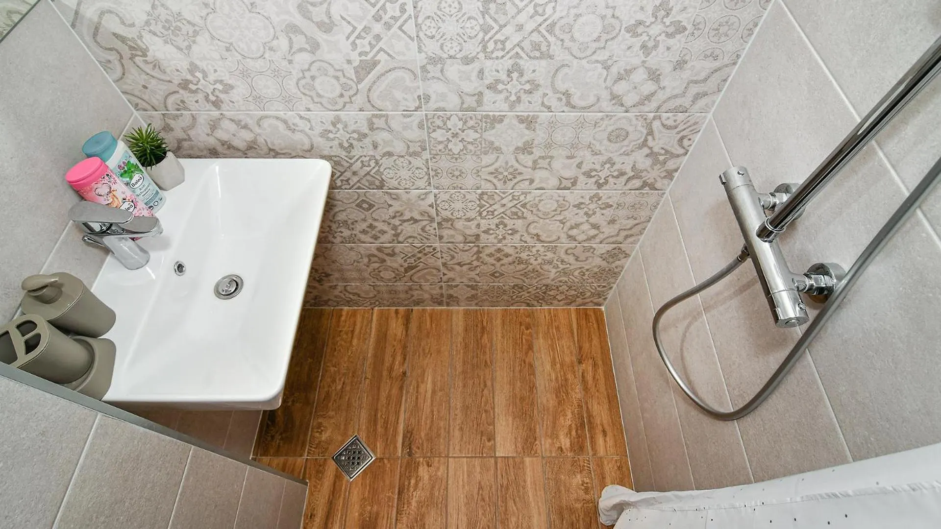 Handmade - Central Studio Varna